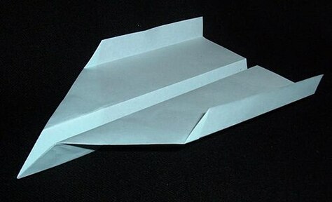 紙飛行機の画像