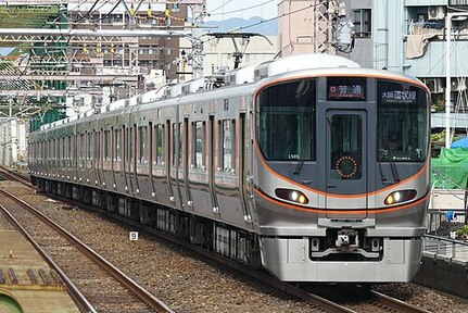 JR西日本323系電車の画像