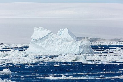 氷山の画像